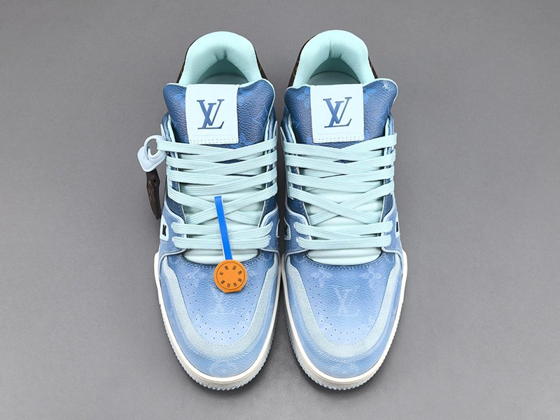 LV Trainer Sneaker 105
