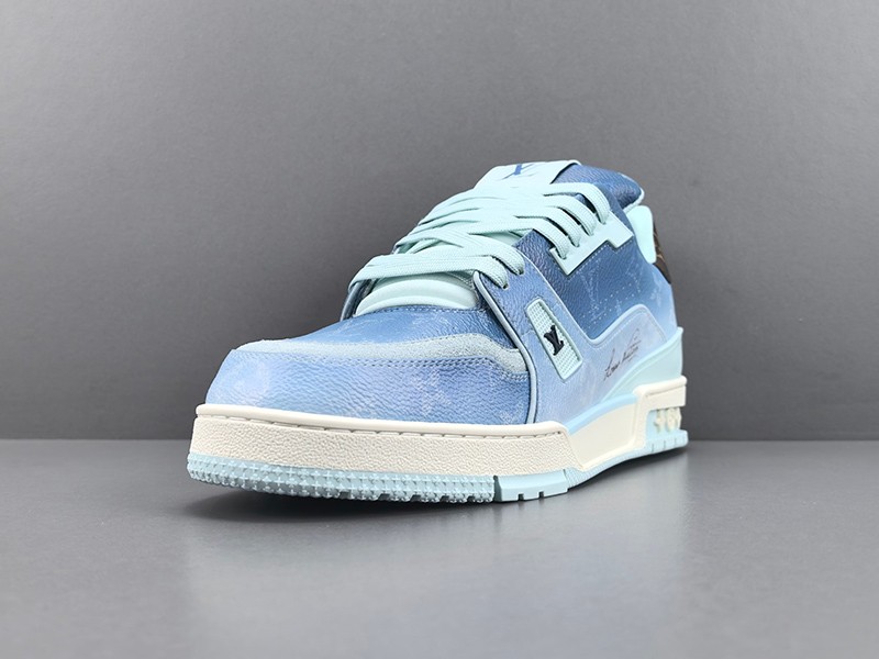 LV Trainer Sneaker 105