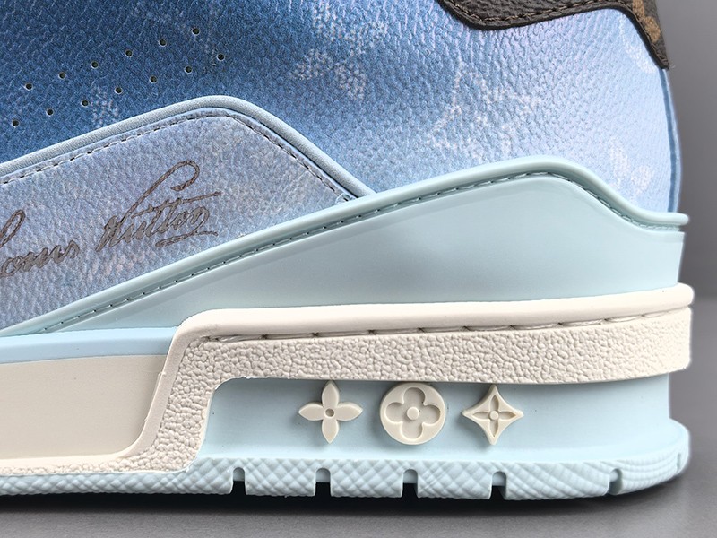 LV Trainer Sneaker 105