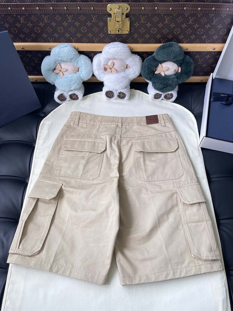 Prada Short 011