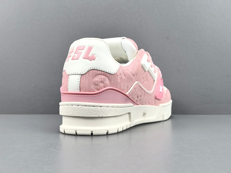 LV Trainer Sneaker 107