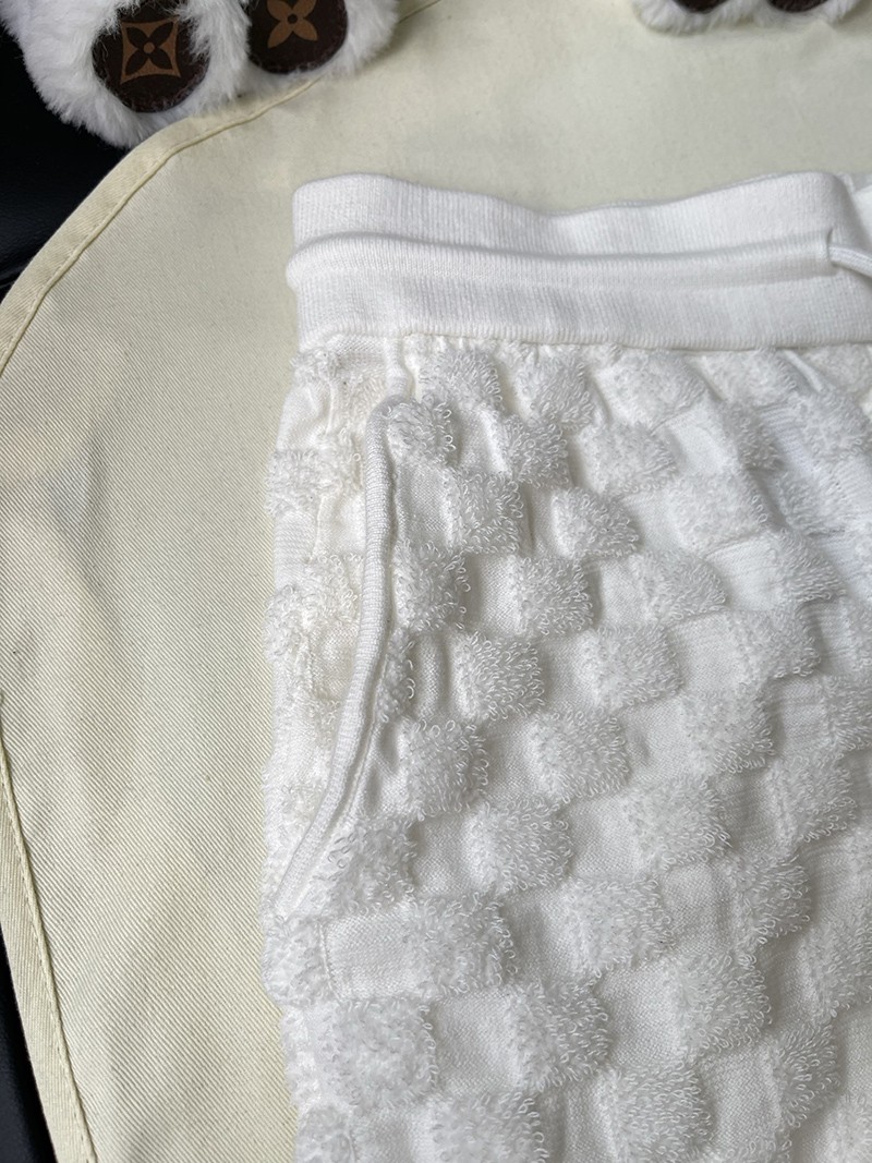 LV Shorts 080