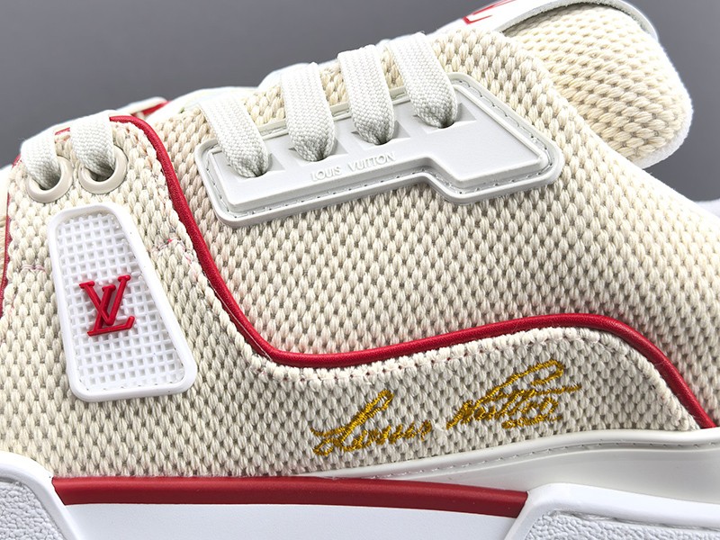 LV Trainer Sneaker 110