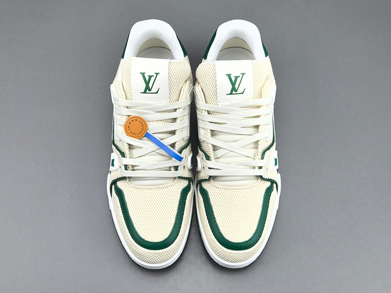 LV Trainer Sneaker 109