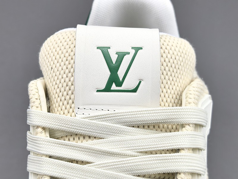 LV Trainer Sneaker 109
