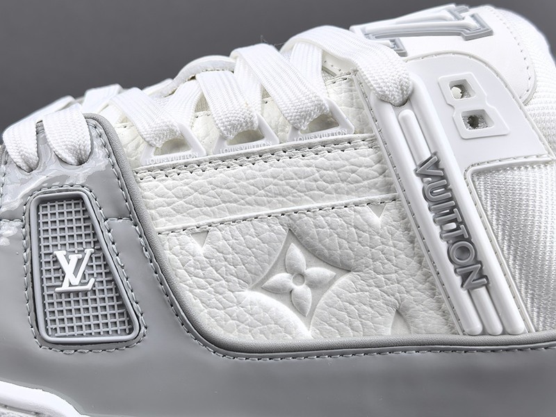 LV Trainer Sneaker 108