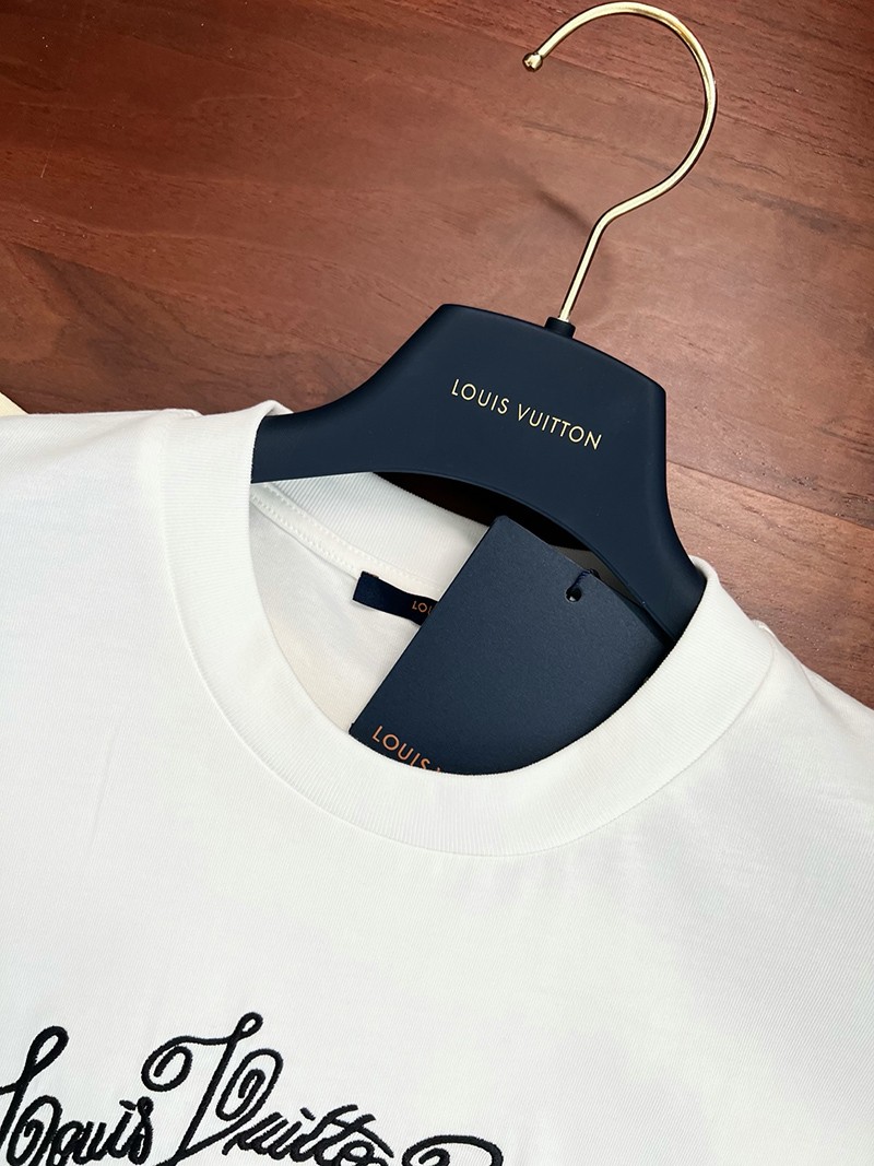 LV T-shirt 085