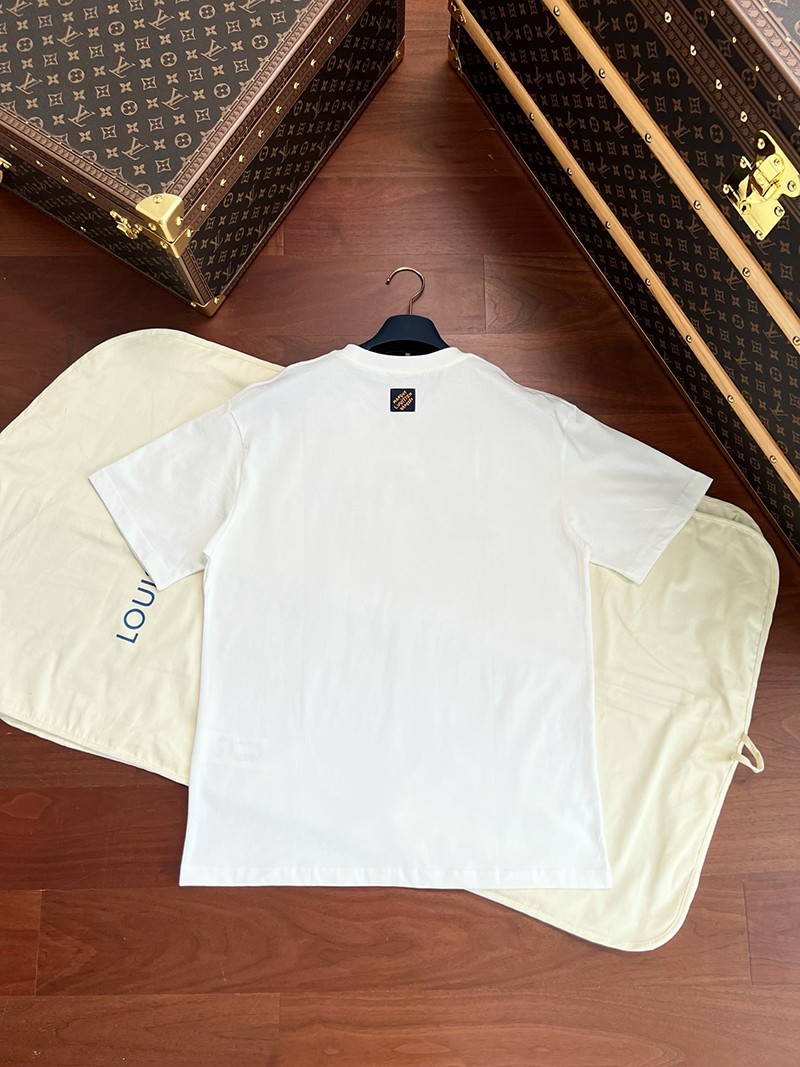 LV T-shirt 084