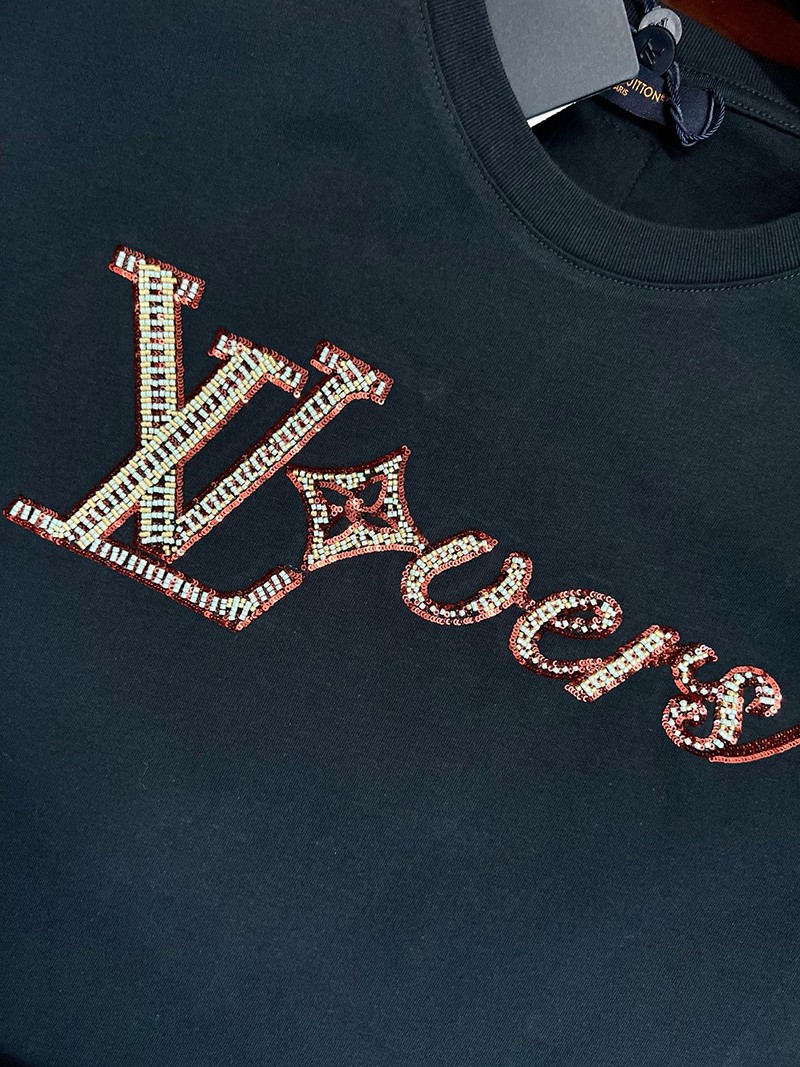 LV T-shirt 083