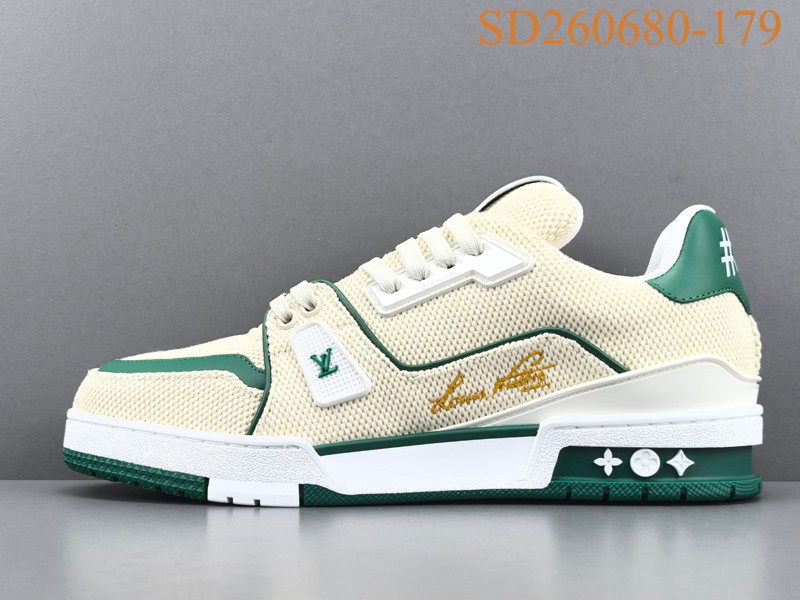 LV Trainer Sneaker 109