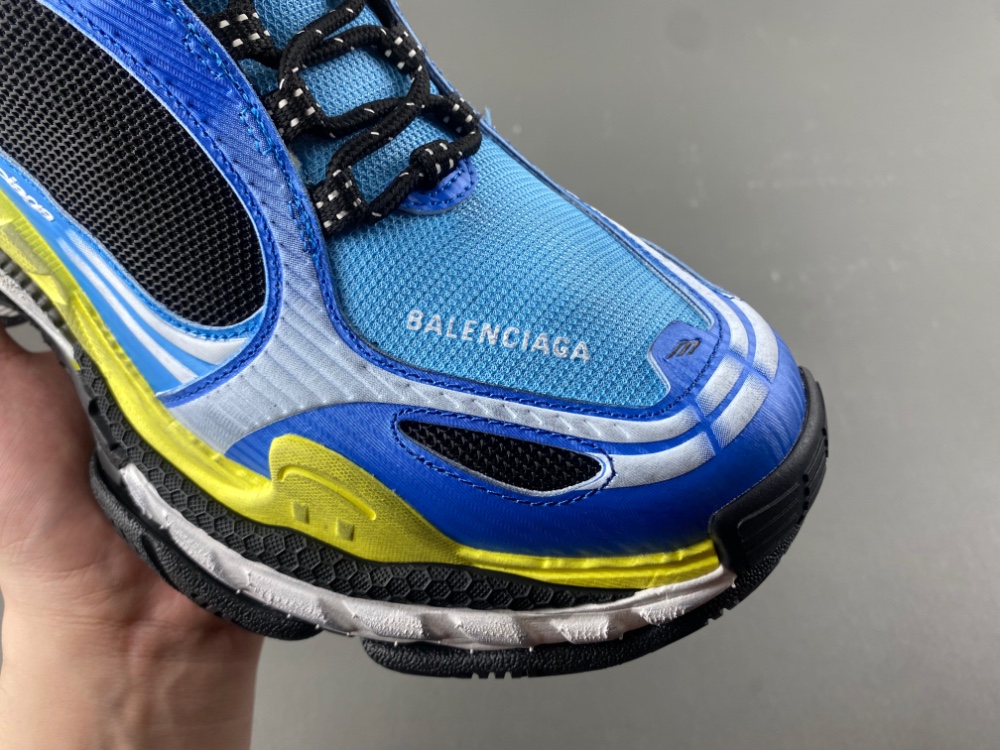 Balenciaga Triple S2 Sneaker 02