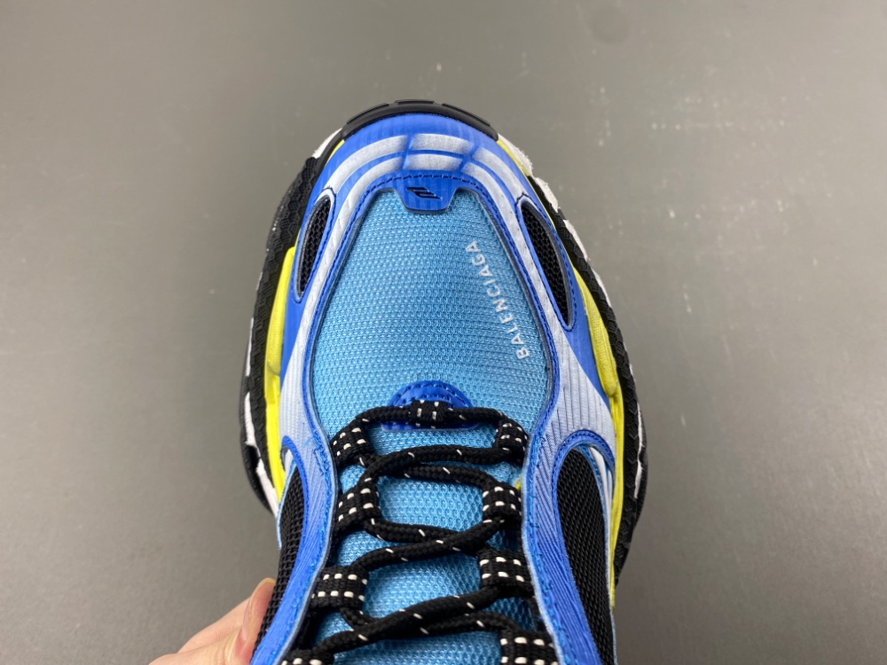 Balenciaga Triple S2 Sneaker 02