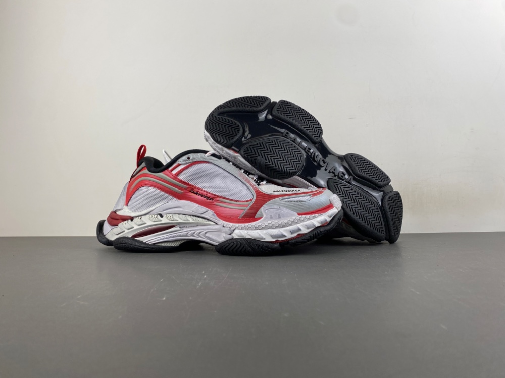 Balenciaga Triple S2 Sneaker 01