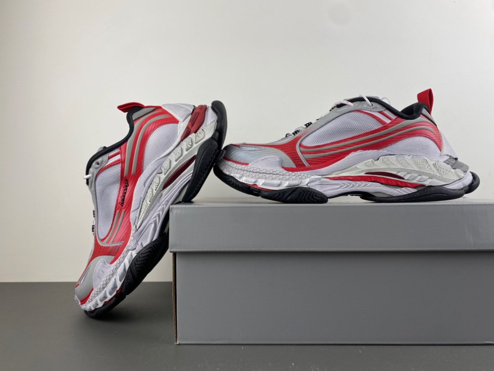 Balenciaga Triple S2 Sneaker 01
