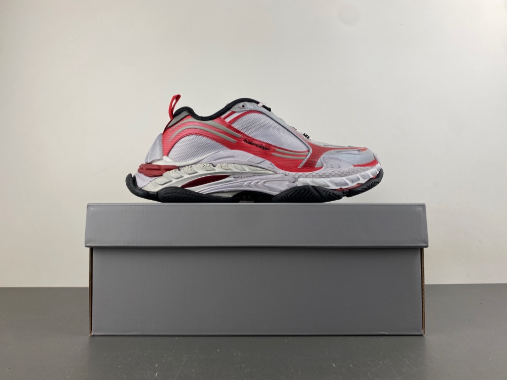 Balenciaga Triple S2 Sneaker 01