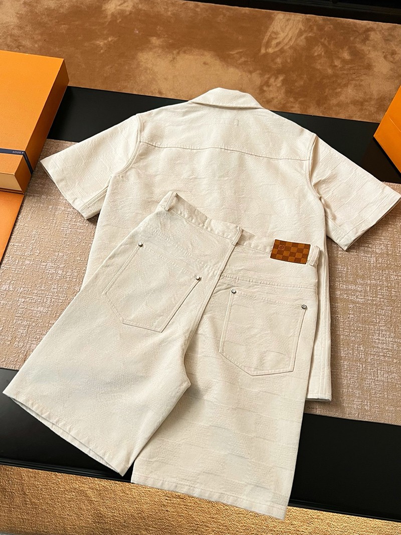 LV Shorts 086