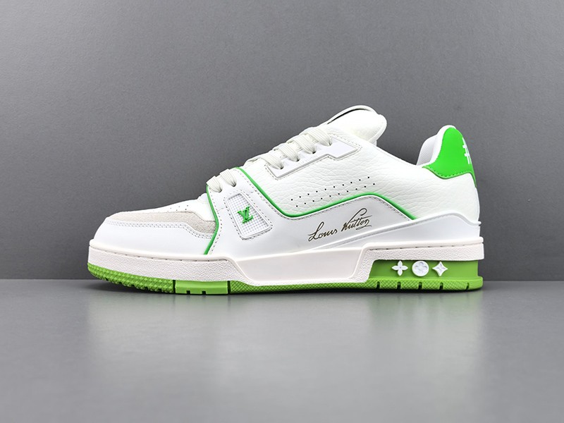 LV Trainer Sneaker 111