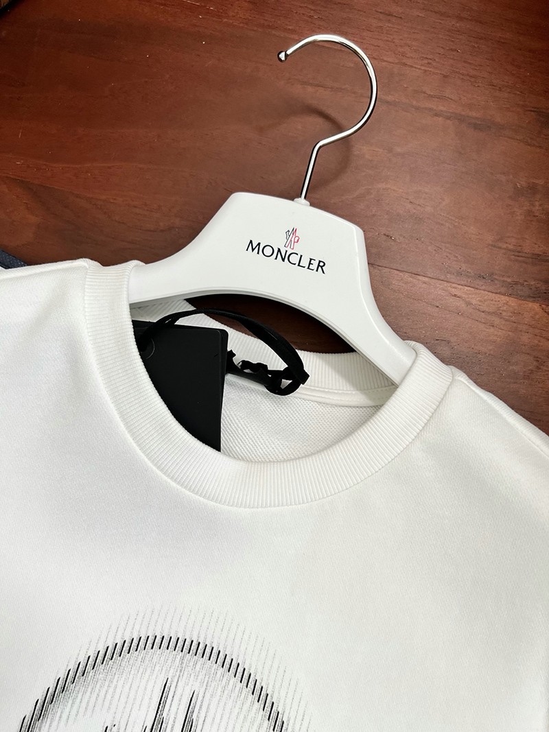 Moncler Longsleeve Shirts 009
