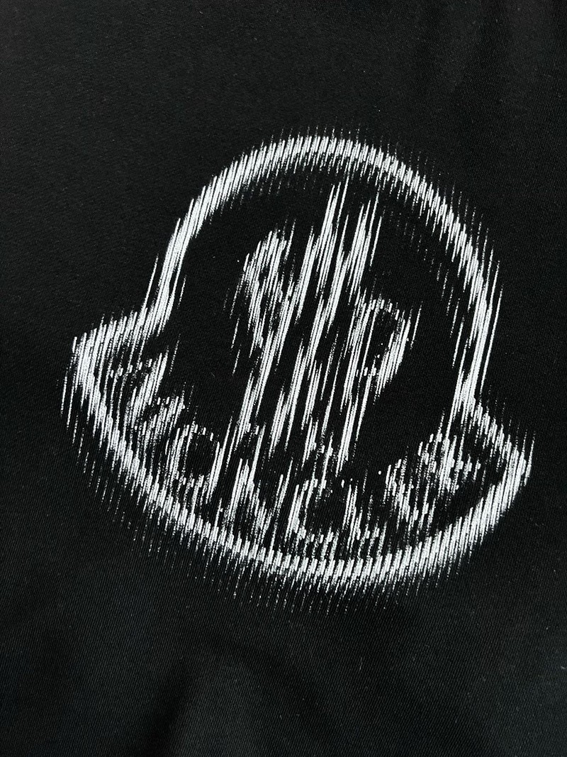 Moncler Longsleeve Shirts 010