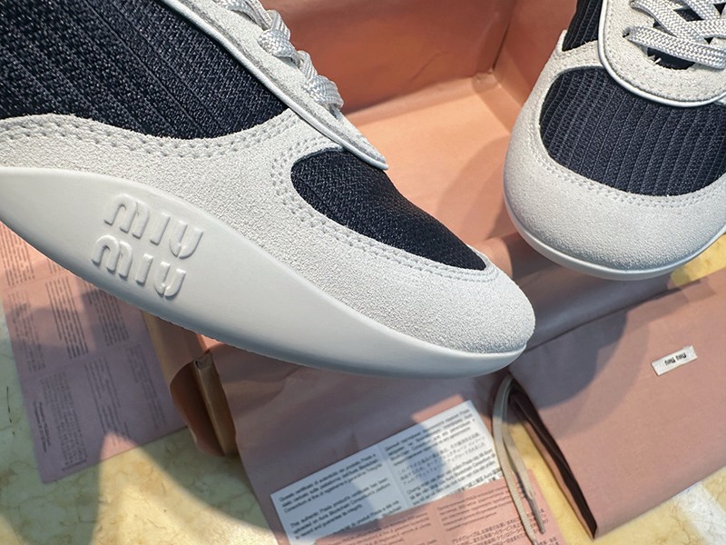 MiuMiu Wmns Shoe 010