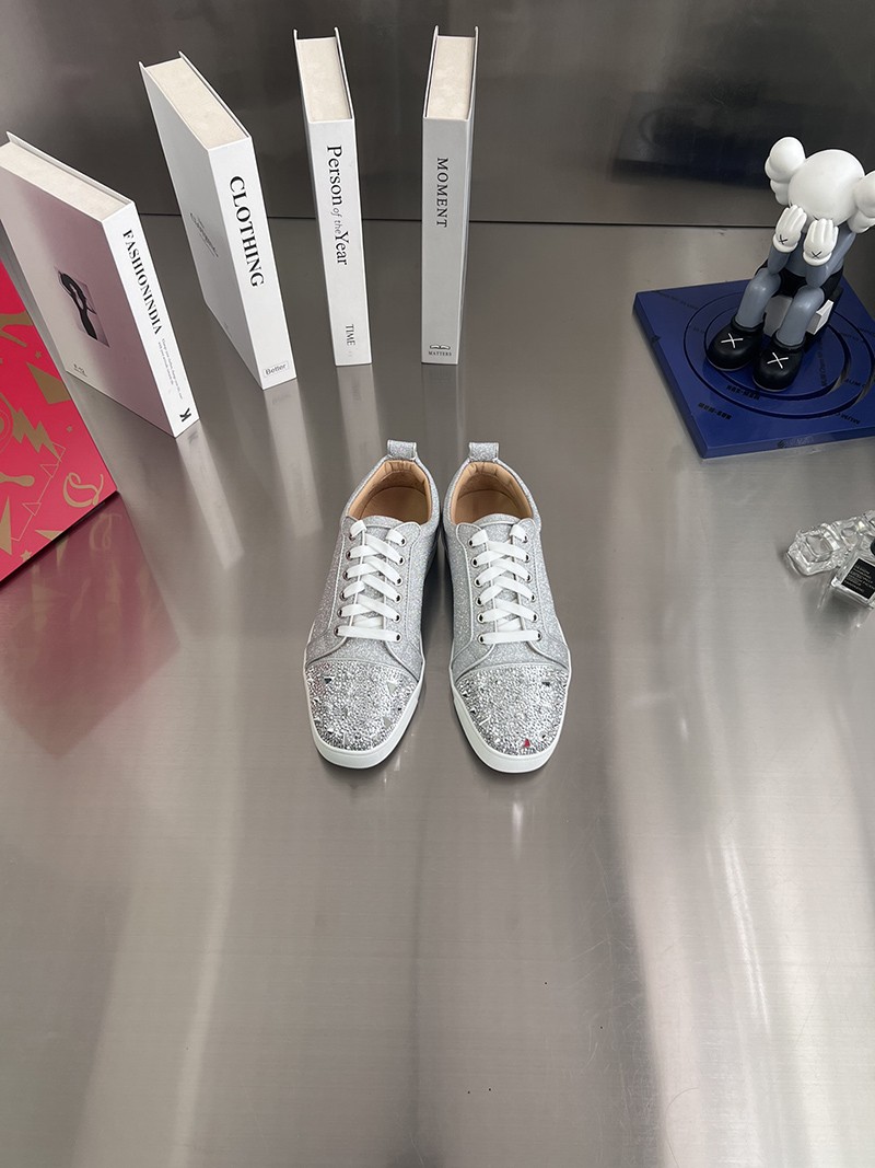 Christmas Louboutin Shoe 003