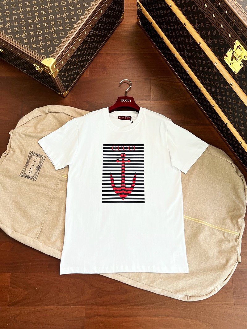 Gucci T-shirt 013