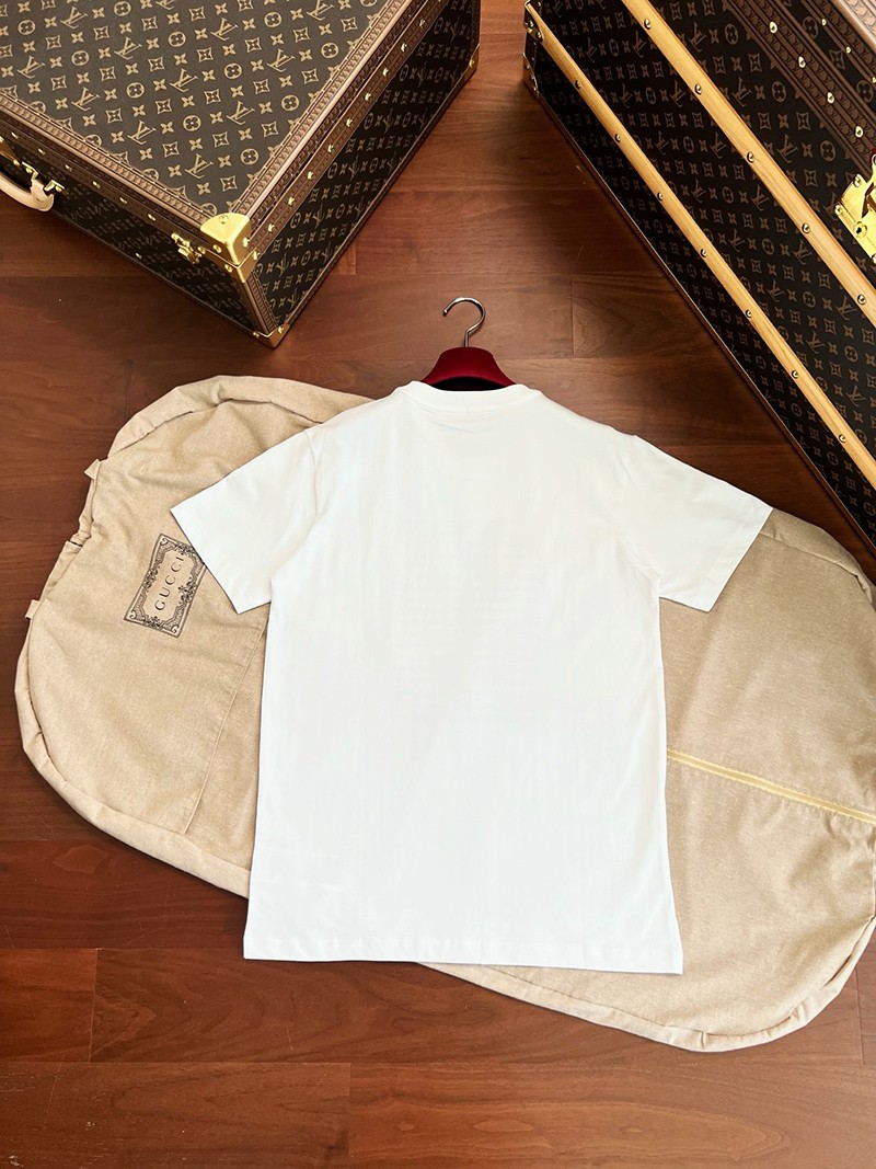 Gucci T-shirt 013