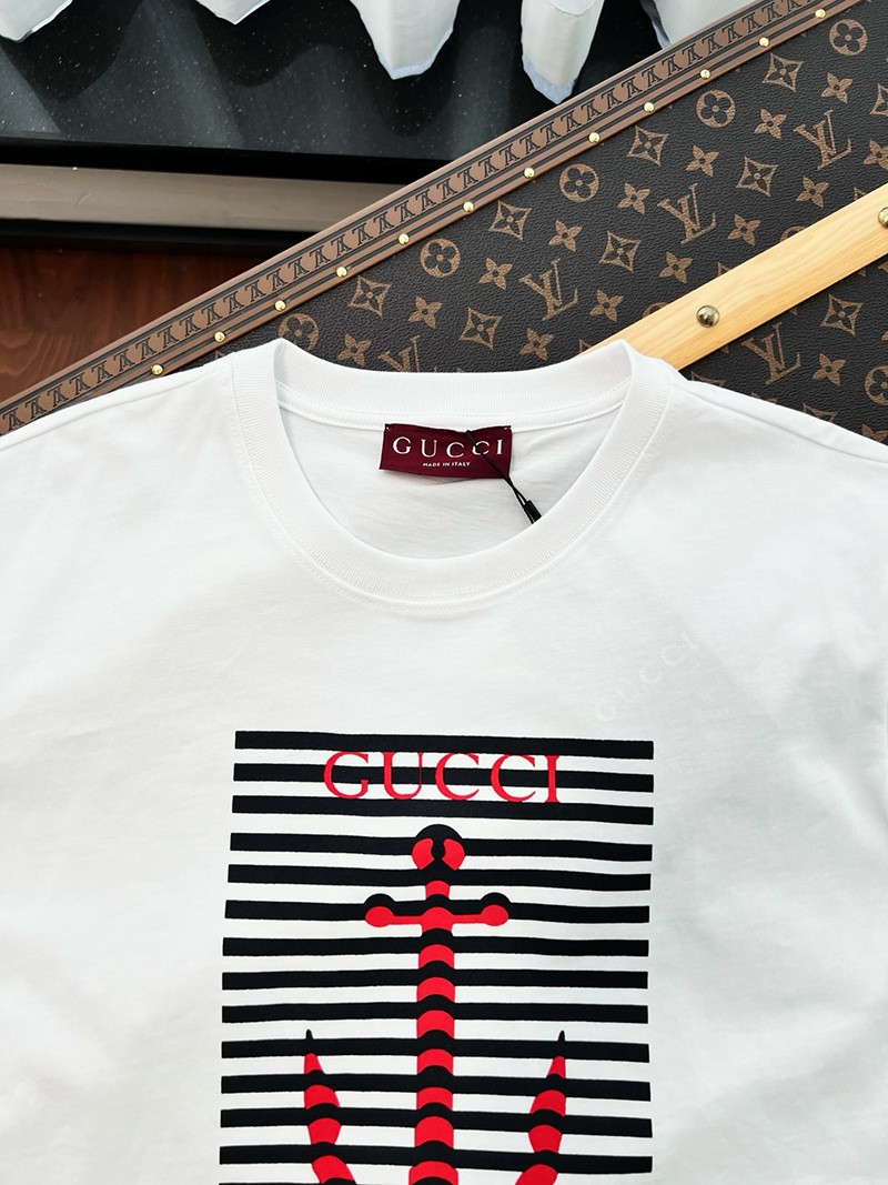 Gucci T-shirt 013