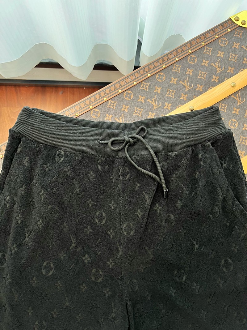 LV Shorts 092