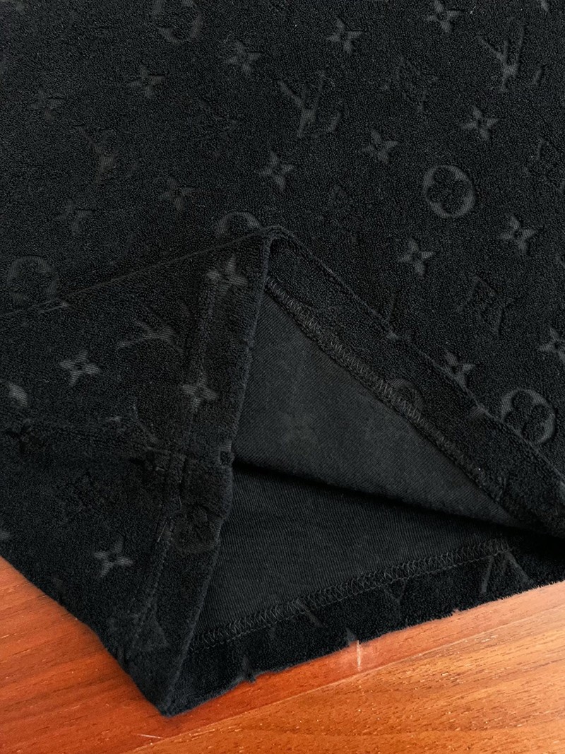 LV T-shirt 093