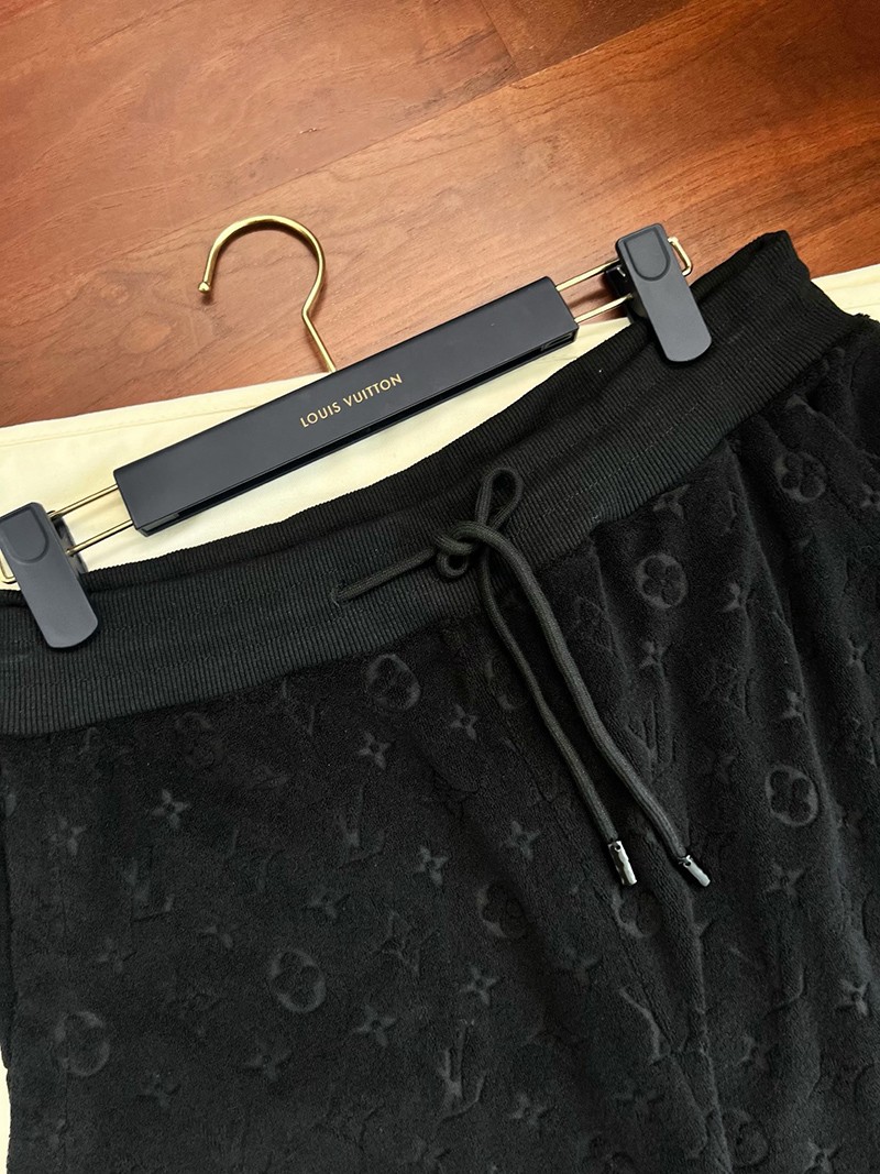 LV Shorts 092