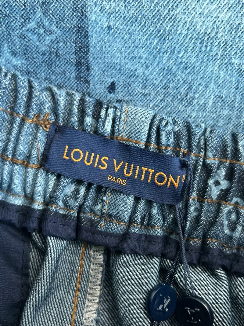 LV Shorts 091