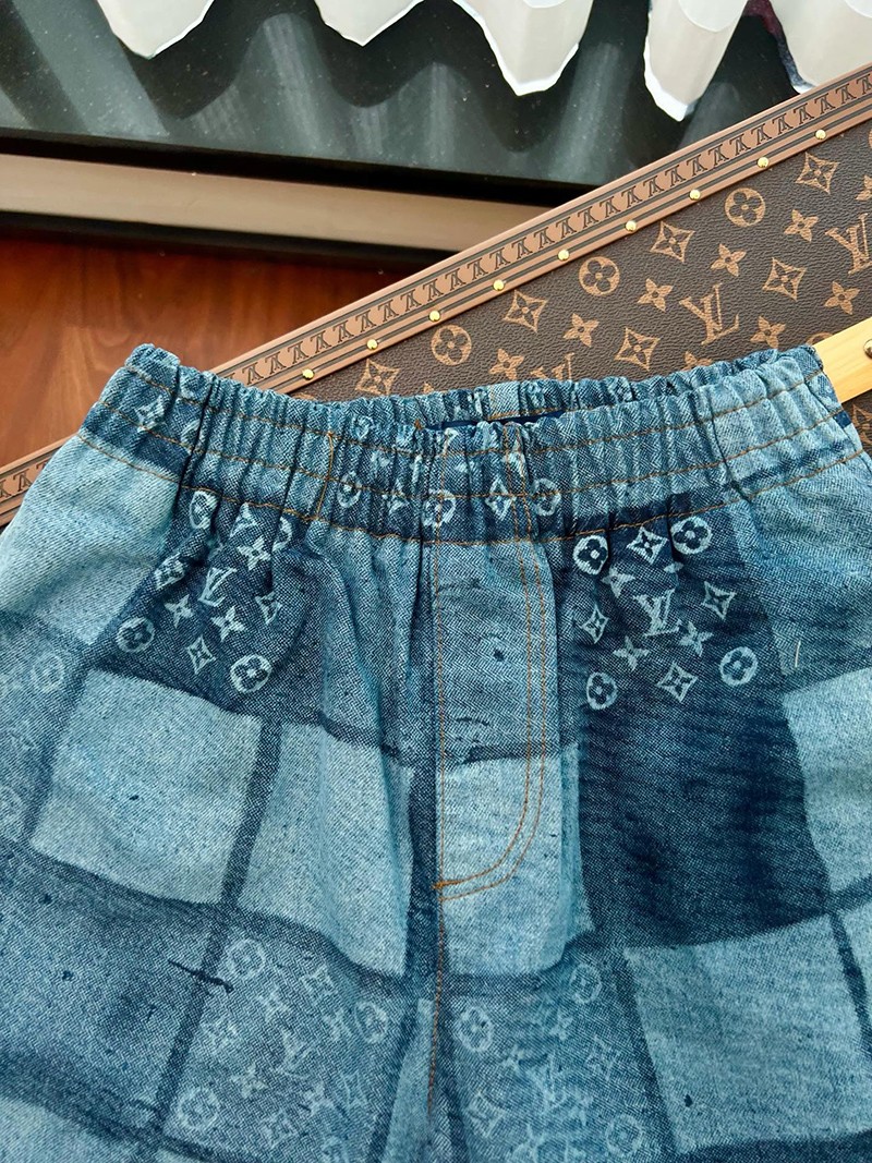 LV Shorts 091