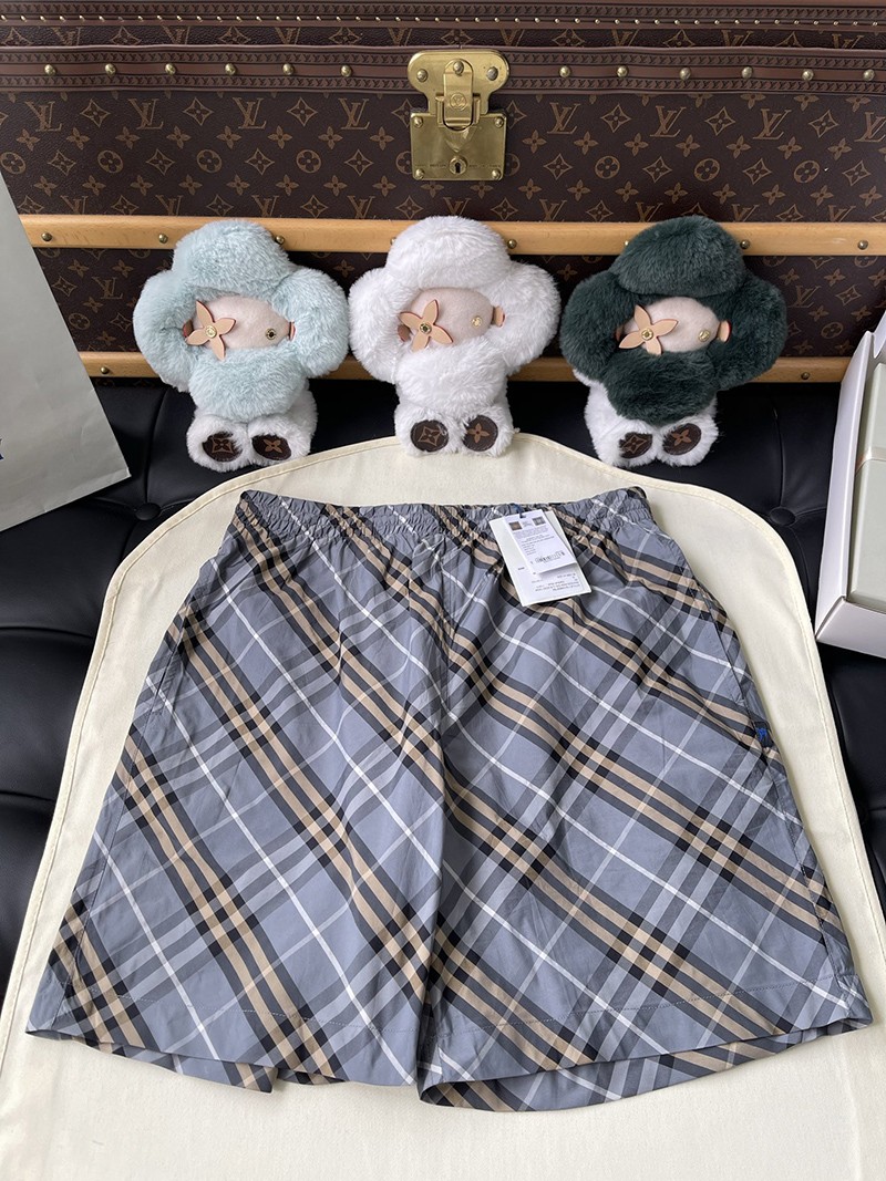 Burberry Shorts 021