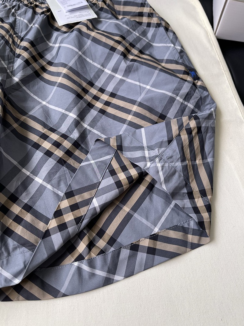 Burberry Shorts 021
