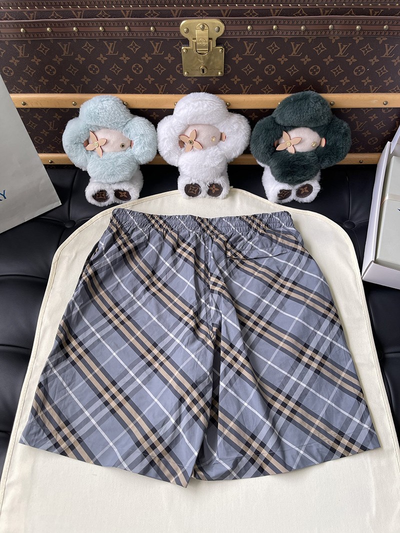 Burberry Shorts 021