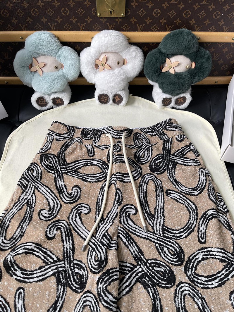 Loewe Shorts 003