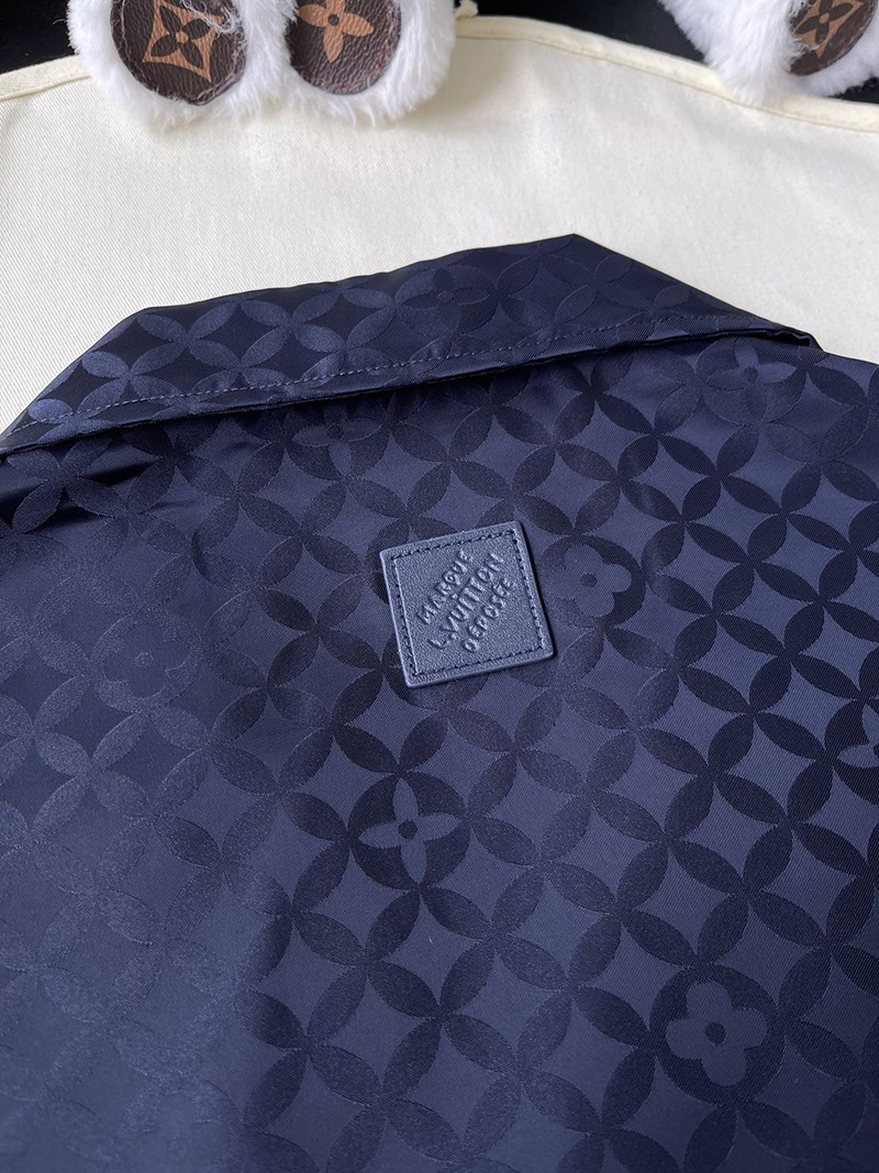 LV T-shirt 095