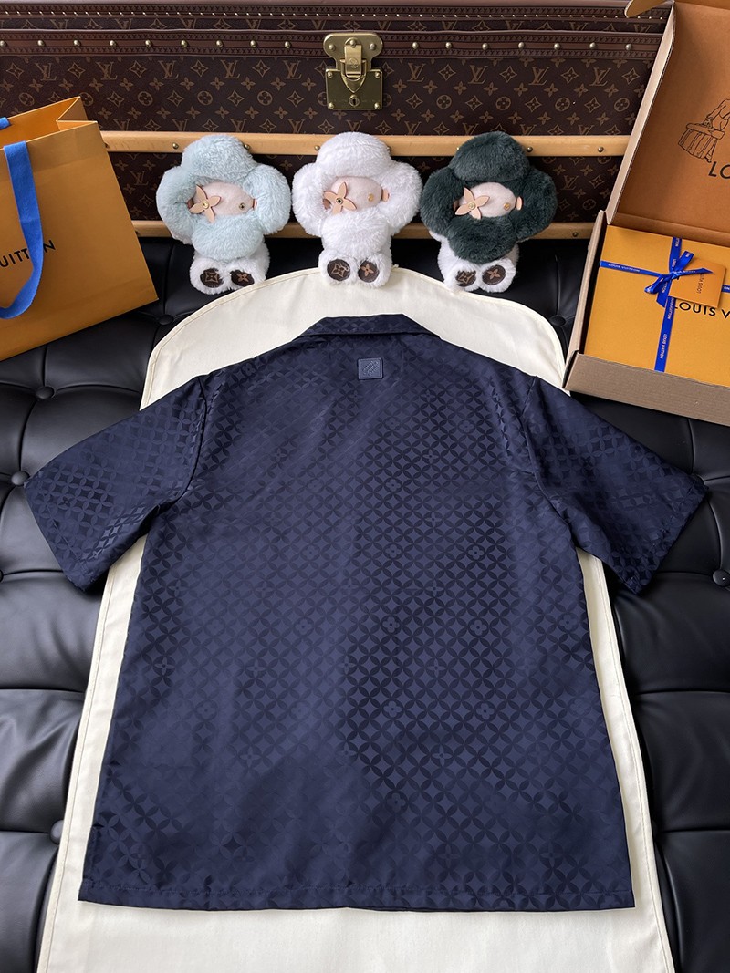 LV T-shirt 095