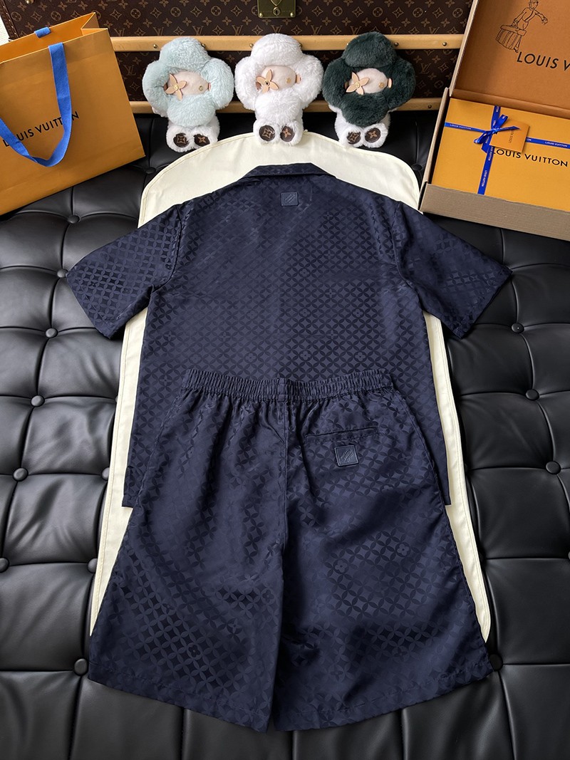 LV T-shirt 095