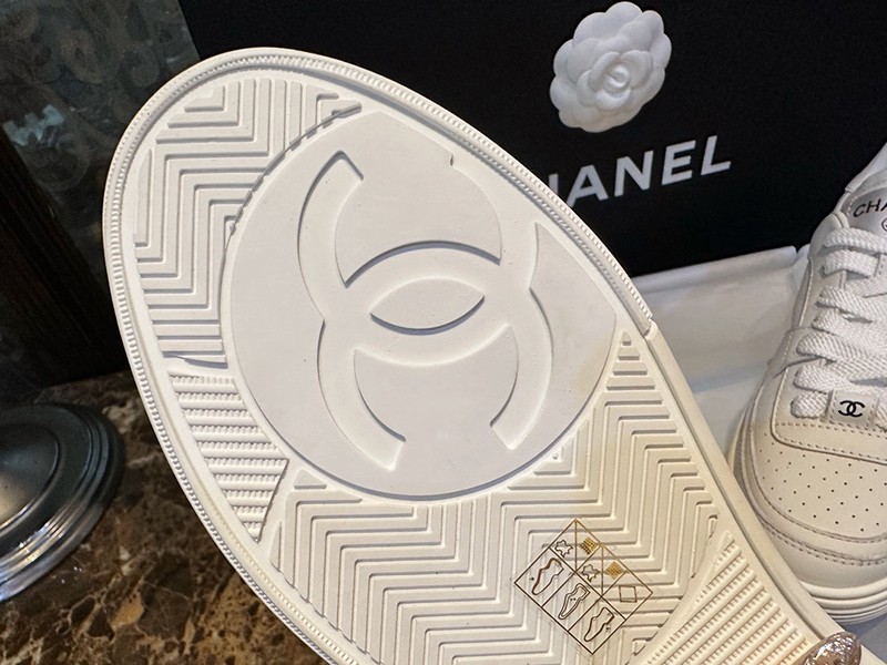 Chanel Wmns Shoe 050
