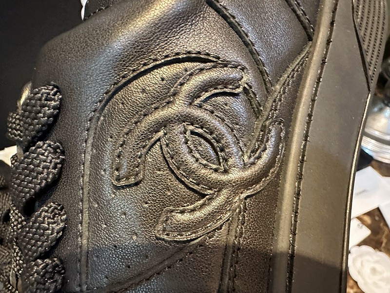 Chanel Wmns Shoe 051