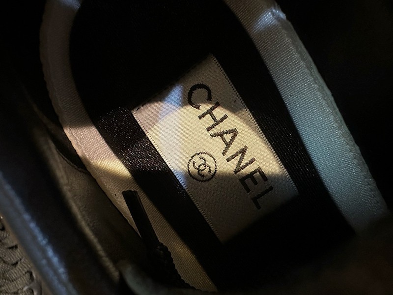 Chanel Wmns Shoe 051