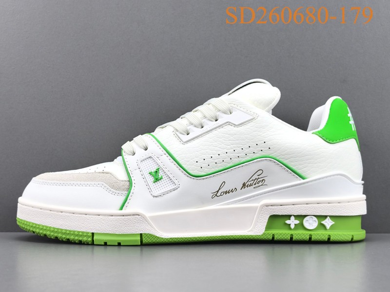 LV Trainer Sneaker 111