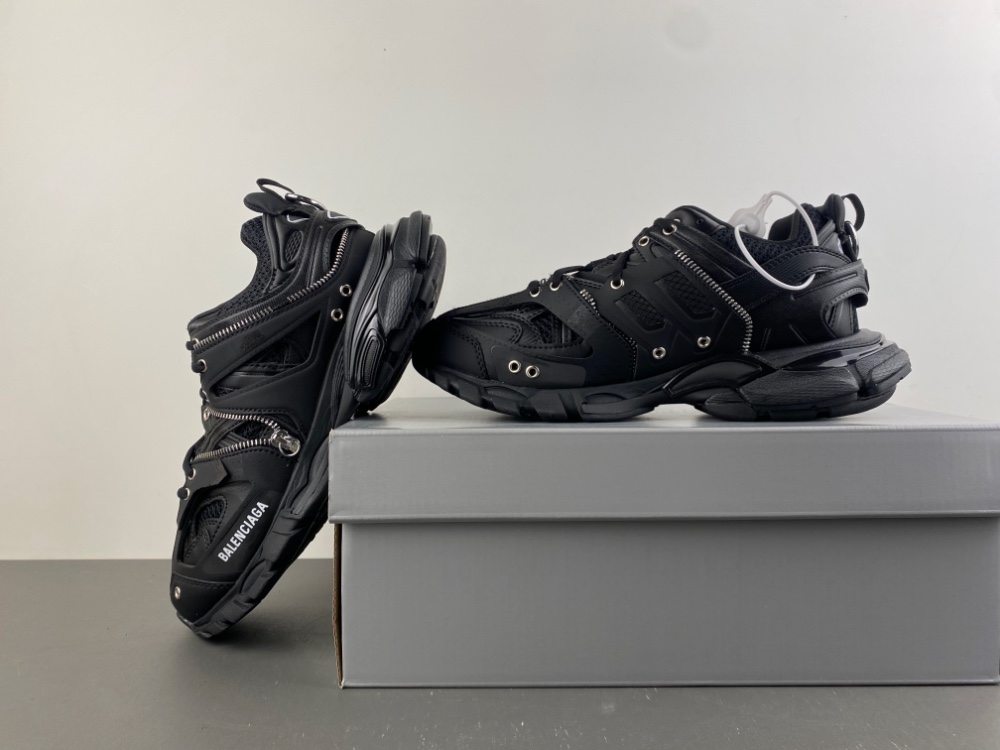 Balenciaga 3.0 Sneaker 017