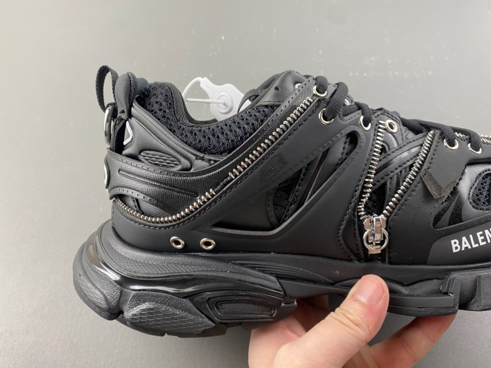 Balenciaga 3.0 Sneaker 017