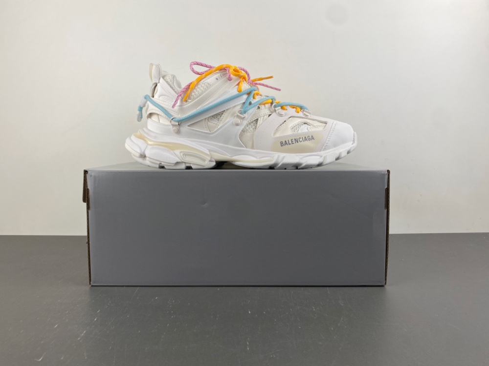 Balenciaga 3.0 Sneaker 018