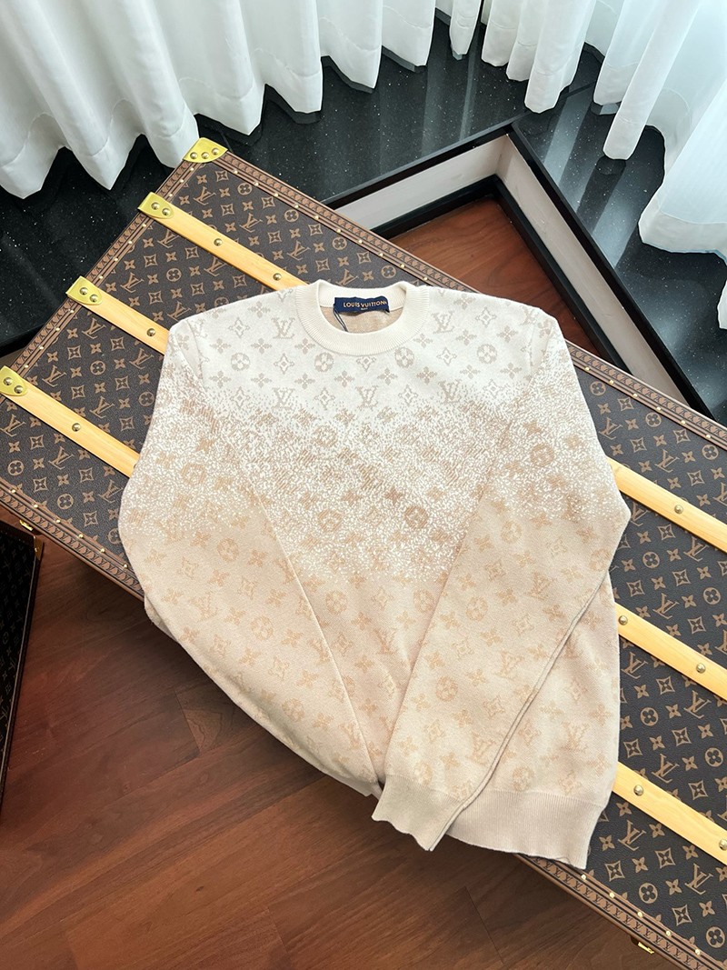 LV Longsleeve Shirt 097