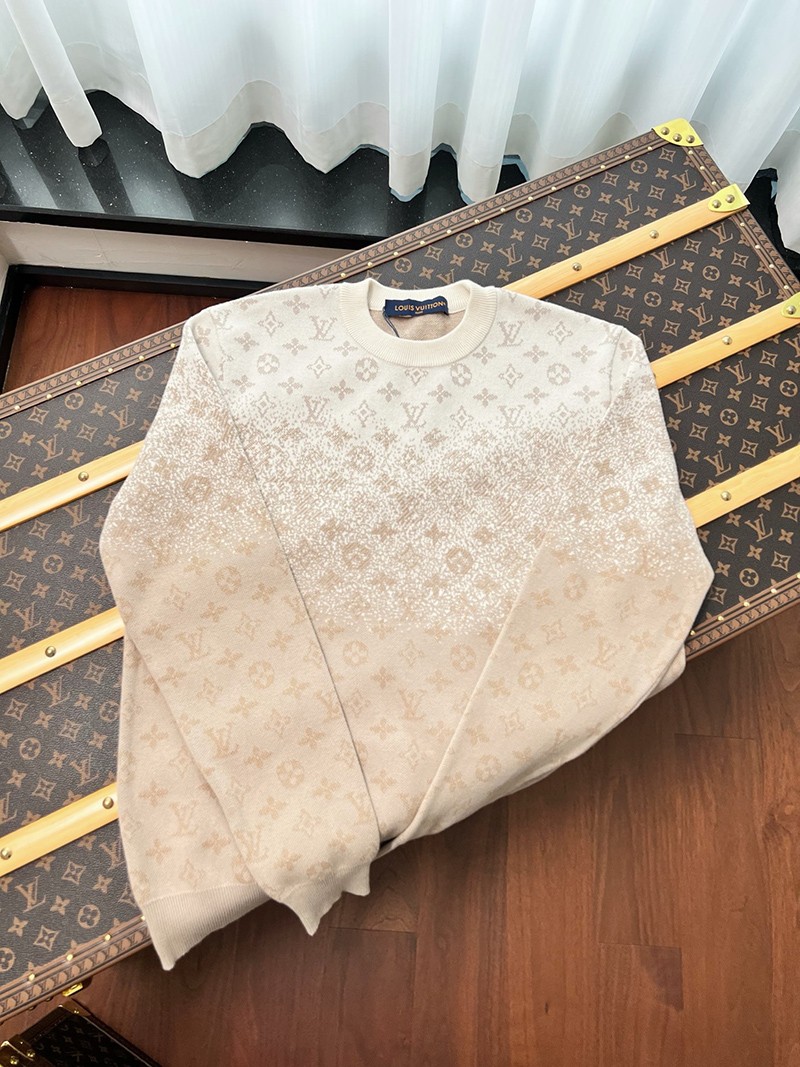 LV Longsleeve Shirt 097