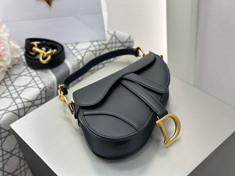 Dior Saddle Handbag Small 011